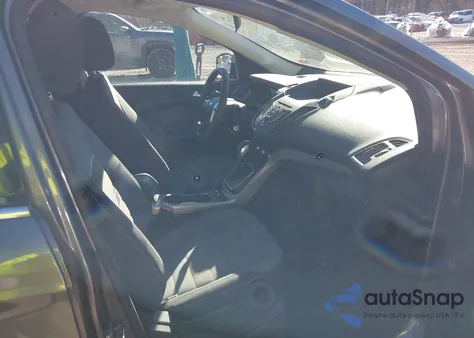 2013 Ford Escape Se z USA, uszkodzony, nr VIN 1FMCU0GXXDUA47552